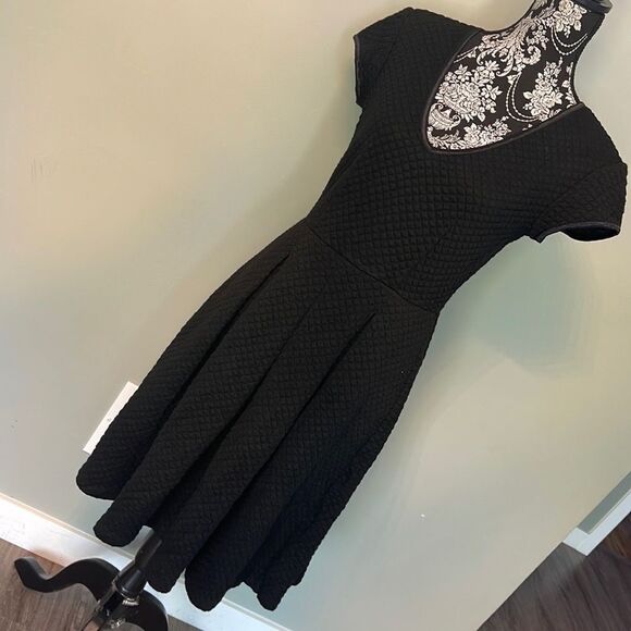 Catherine Malandrino Black Dress NEW - Picture 1 of 6